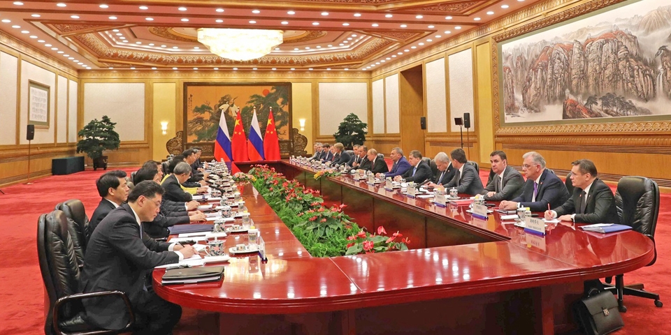 Переговоры Владимира Путина и Си Цзиньпина с участием делегаций двух стран